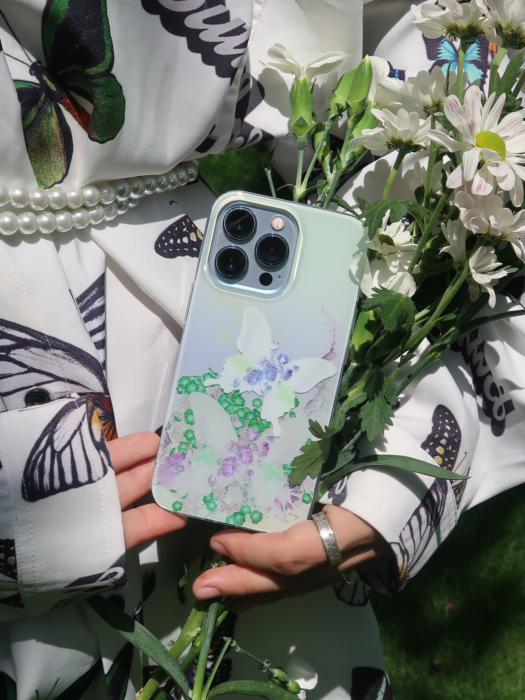 12緑色の蝶スタンド機能付きiPhone 14 Pro Maxカバー可愛い蝶イラスト アイフォン12/11スタンドケース